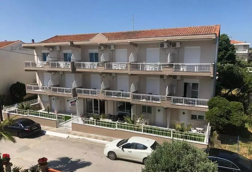 Brother's House