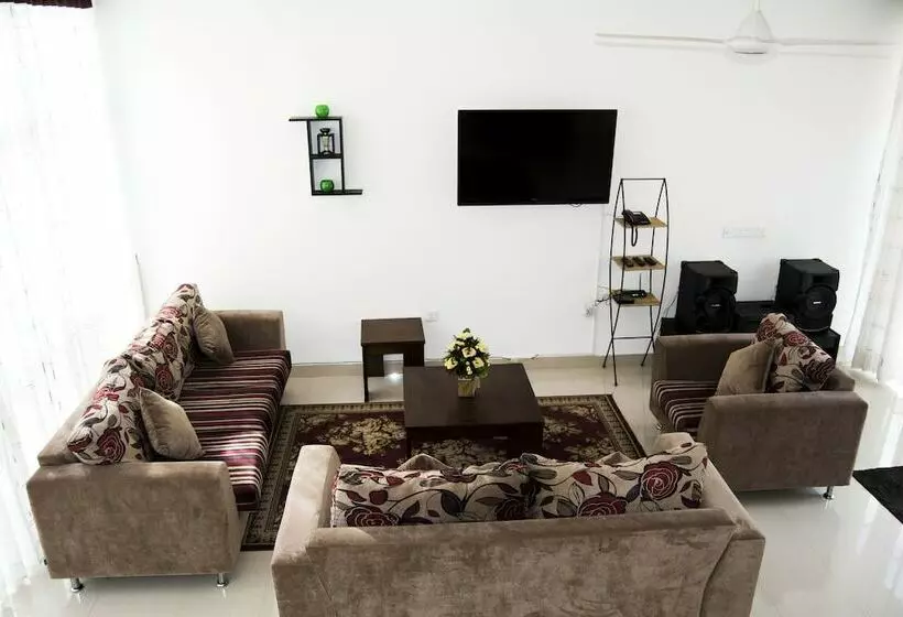 Hotelli Diyathala Regency Boutique