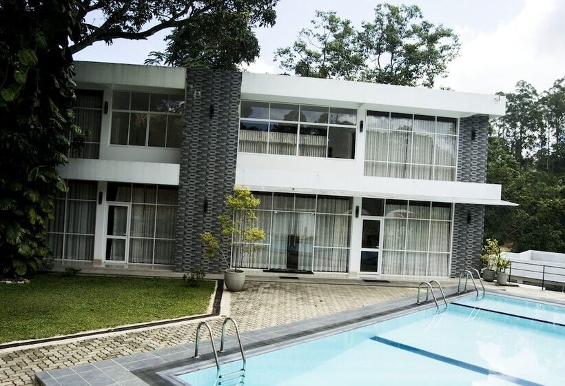 Hotel Diyathala Regency Boutique