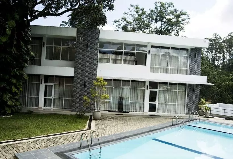 Hotelli Diyathala Regency Boutique