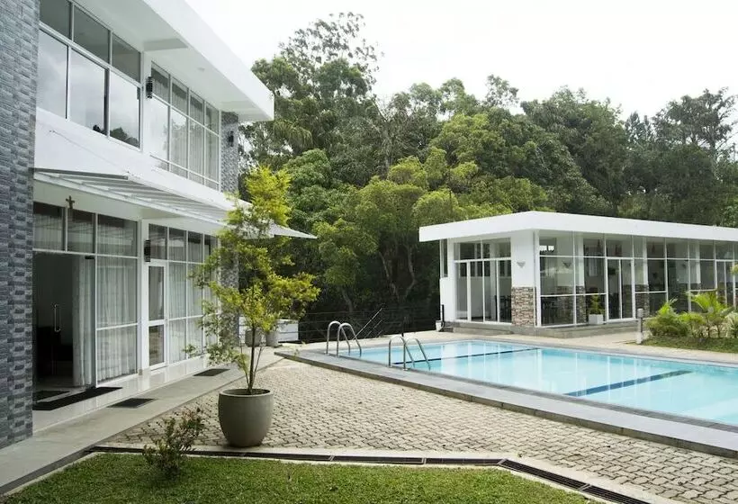 Hotelli Diyathala Regency Boutique
