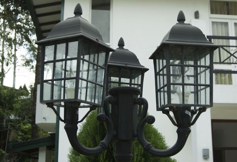 Hotel Diyathala Regency Boutique