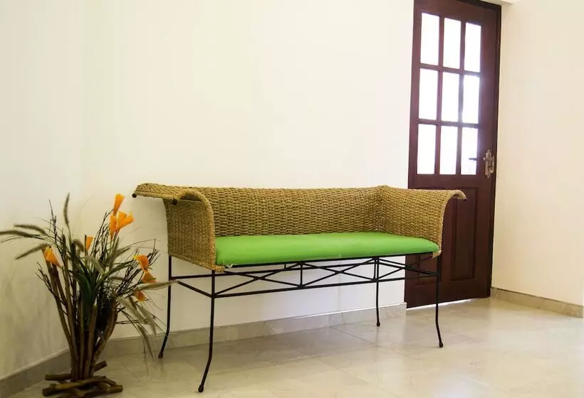 Hotelli Diyathala Regency Boutique