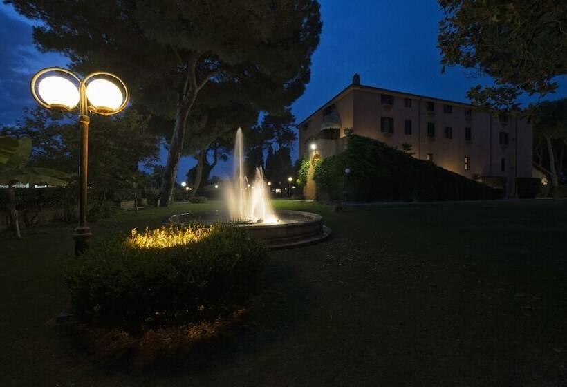 فندق La Pineta Dei Liberti