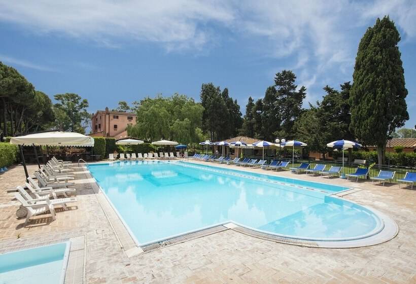 فندق La Pineta Dei Liberti