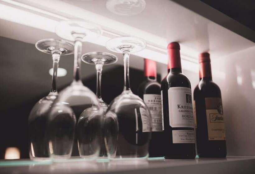 בית מלון כפרי M