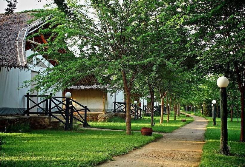 هتل Manyatta Camp