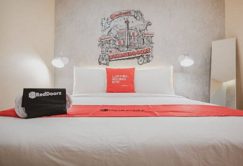 Hotel Reddoorz Plus @ Thamrin
