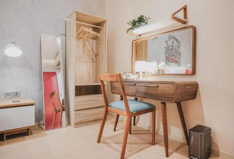 Hotel Reddoorz Plus @ Thamrin