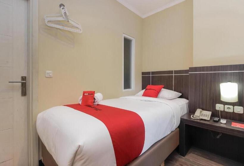 Hotel Reddoorz Plus @ Thamrin