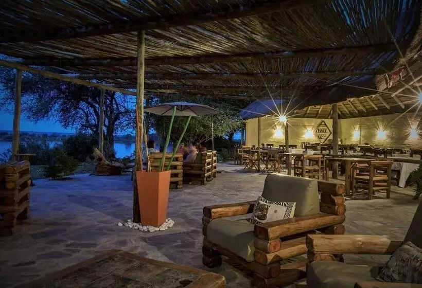 هتل The Big Five Lodge