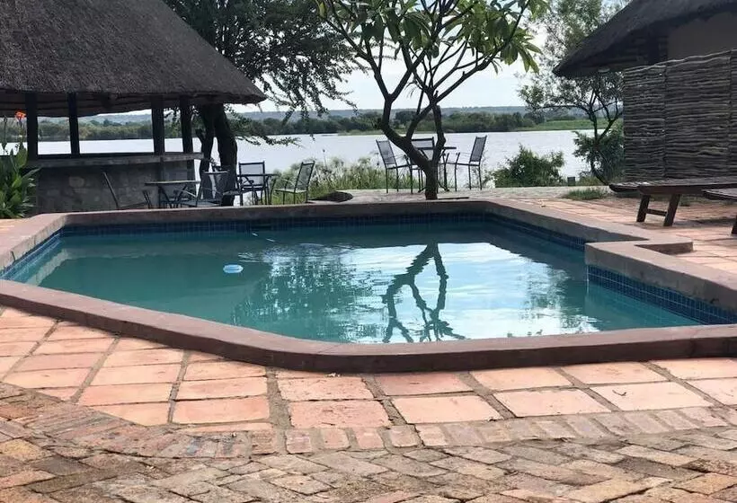 هتل The Big Five Lodge