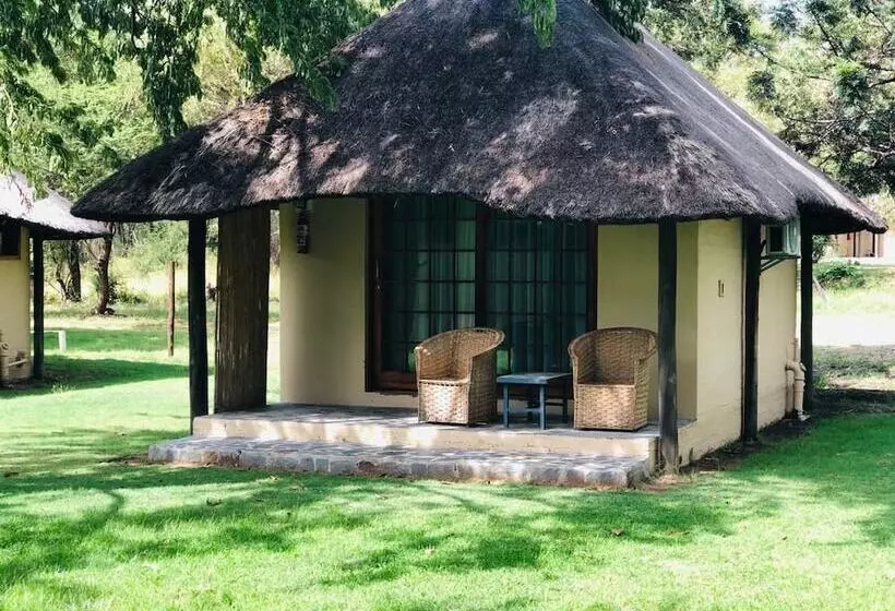 هتل The Big Five Lodge