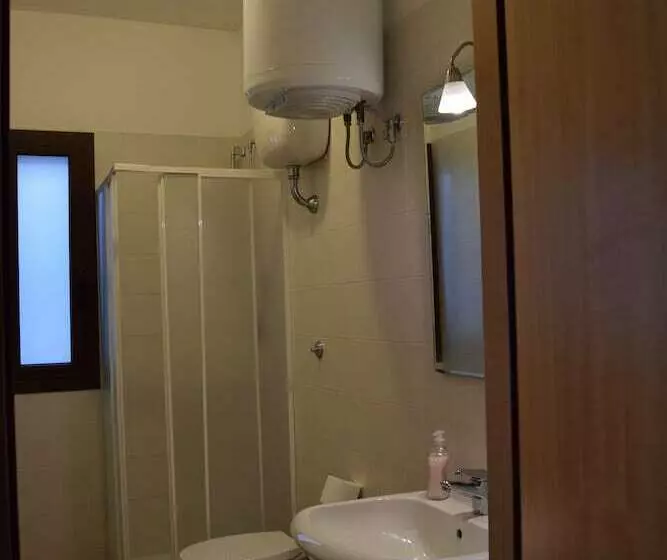 Hotelli Villaggio Camping Bosco Selva