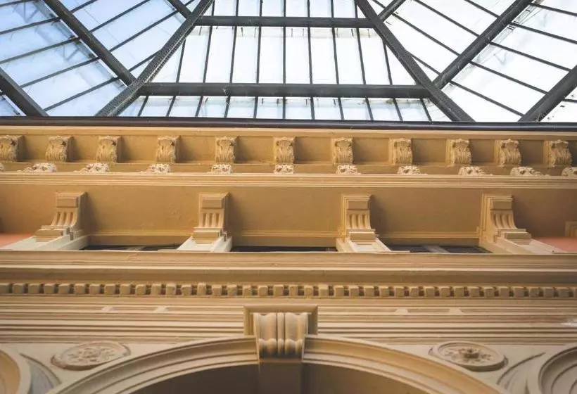 Majatalo Arnaboldi Palace  Circolo