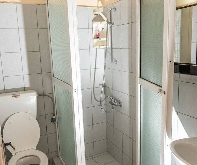 Pensão Chris Apartments