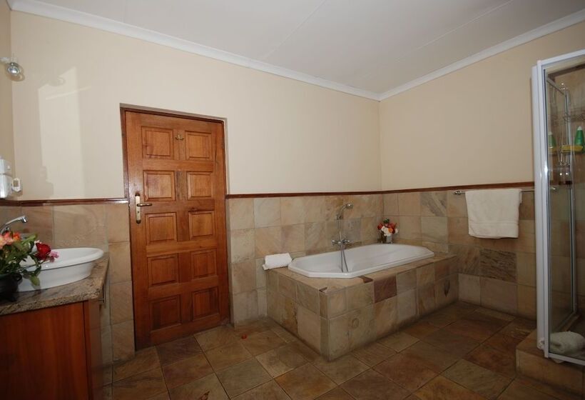 Pension (Hôtel basse catégorie) Hoopoe Haven Guest House