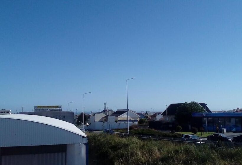 بنسيون Pousada Tires Guest House