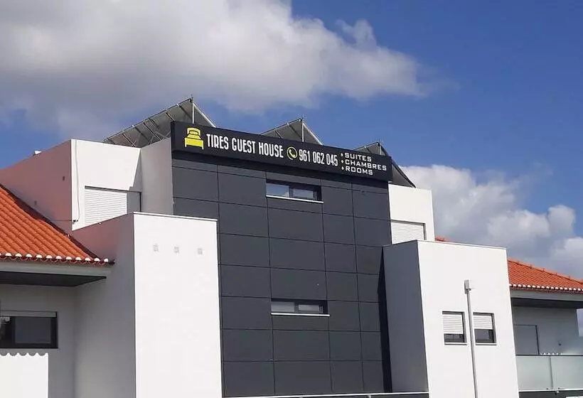 ペンション Pousada Tires Guest House