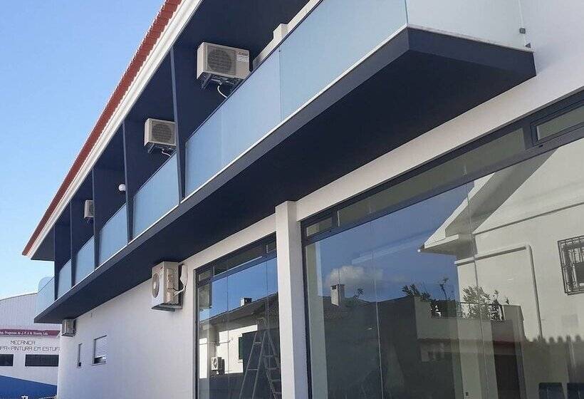 بنسيون Pousada Tires Guest House