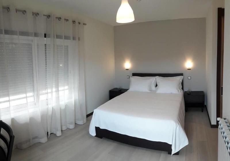 بنسيون Pousada Tires Guest House