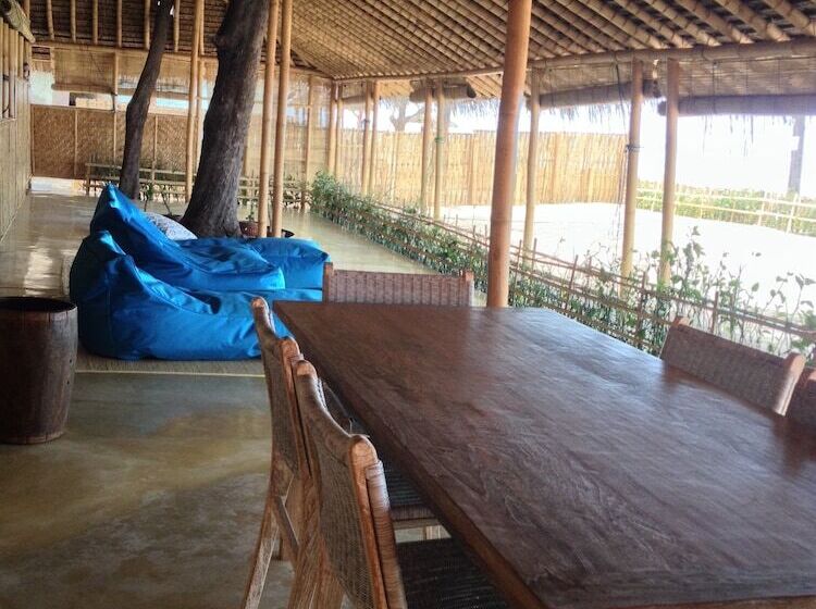 Gili Shack 58 Bed & Breakfast