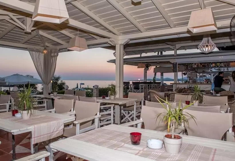 Hotelli Assano Sea Front Luxury