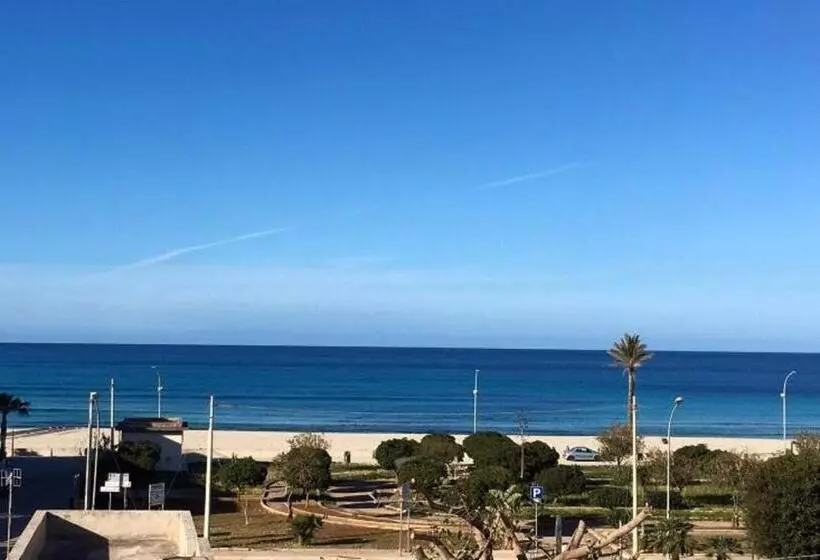 Hotelli Baia Di Venere