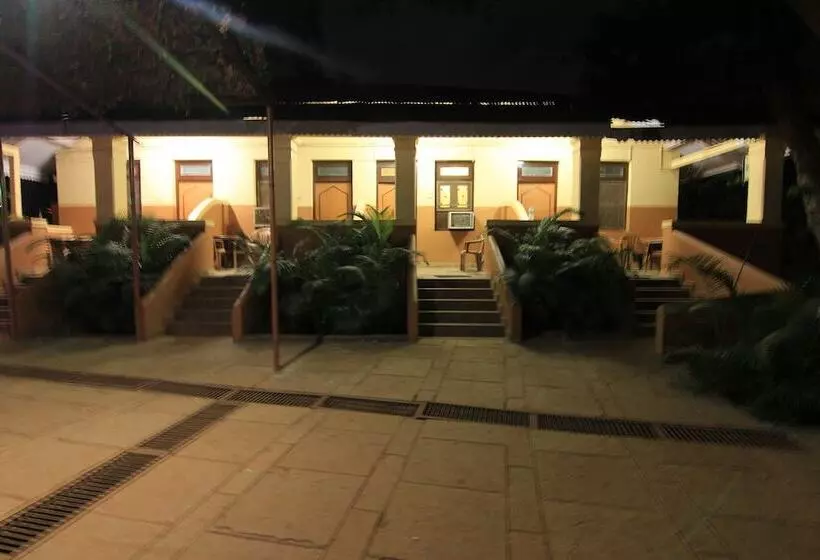 Hotelli Gujarat Bhavan