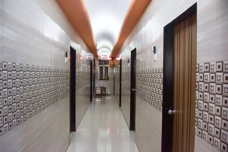 هتل Nirmal Lodging