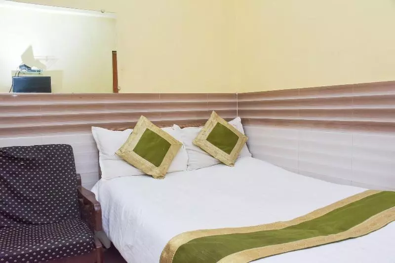 هتل Nirmal Lodging