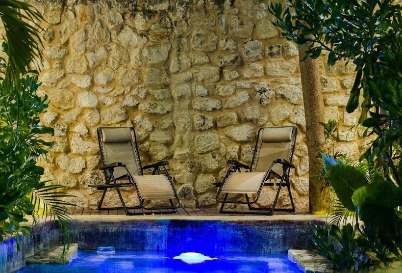 בית מלון כפרי Solera Tulum With Pool