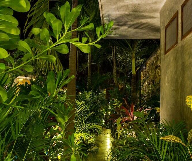 בית מלון כפרי Solera Tulum With Pool