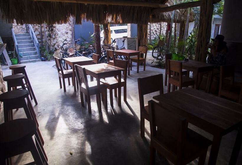 בית מלון כפרי Solera Tulum With Pool