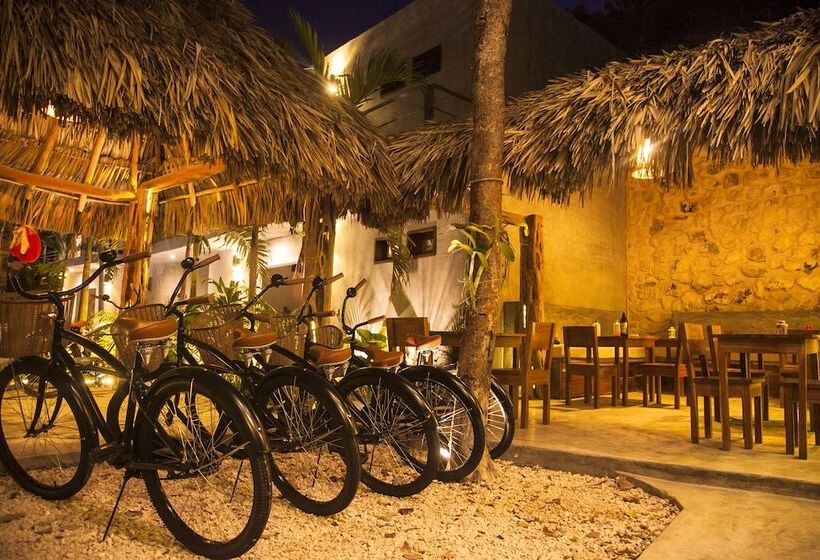 בית מלון כפרי Solera Tulum With Pool