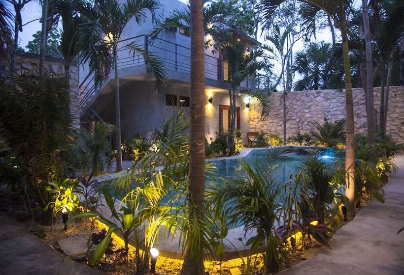 בית מלון כפרי Solera Tulum With Pool