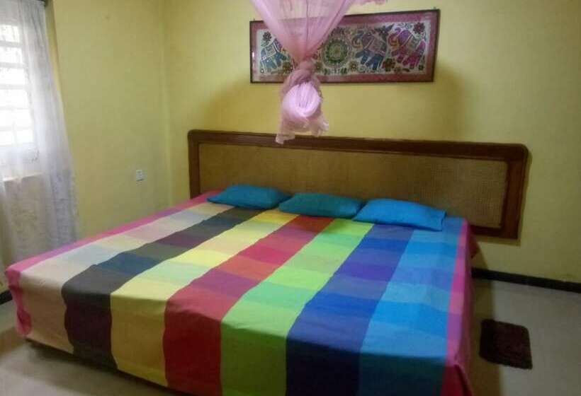 Pension Shenya Villa