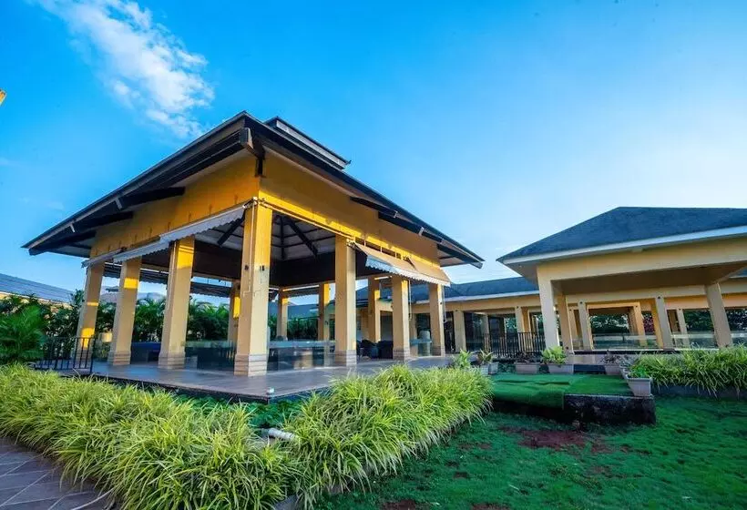 Tropical Retreat Luxury Resort And Spa