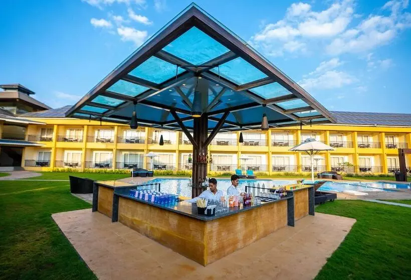 Tropical Retreat Luxury Resort And Spa