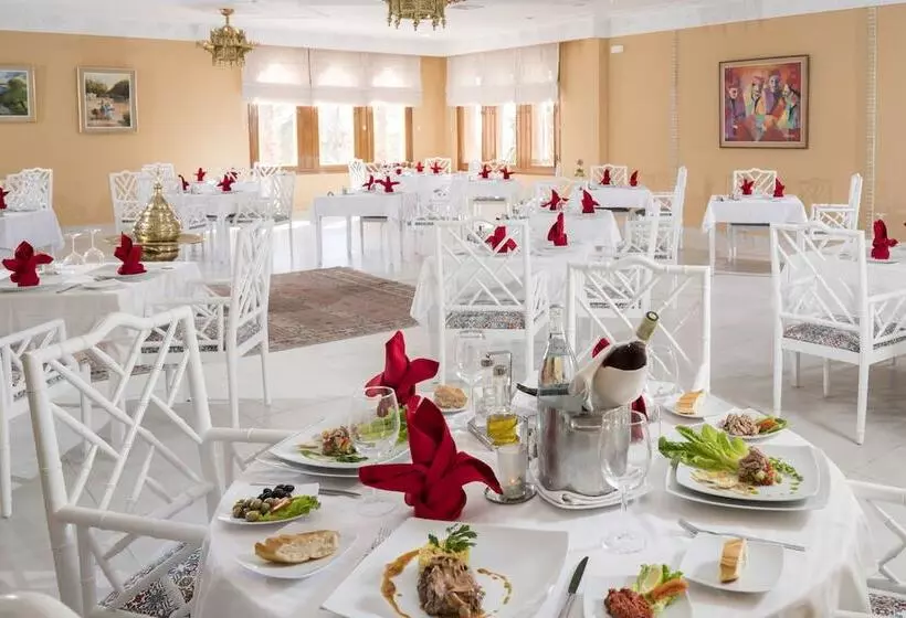 Отель Palm Beach Palace Tozeur