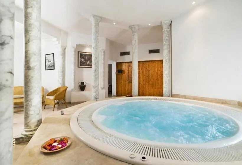 هتل Palm Beach Palace Tozeur