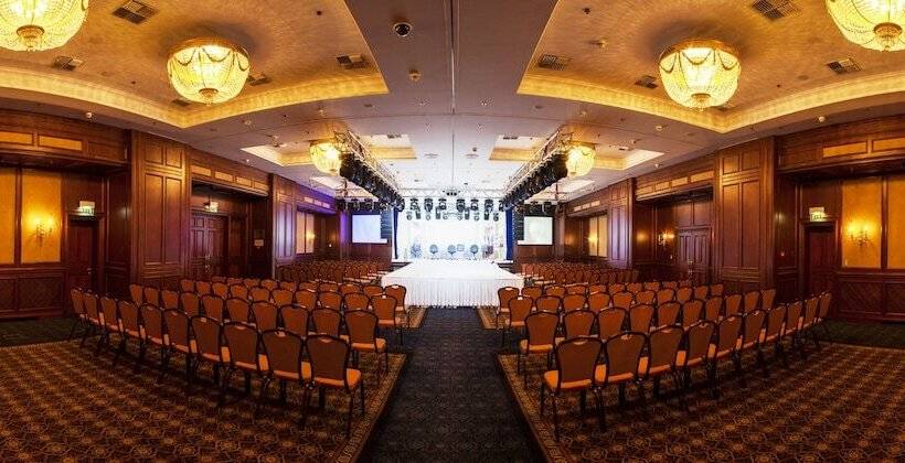 Premier Palace Hotel Kyiv