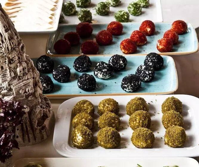 Seres Hotel Old City