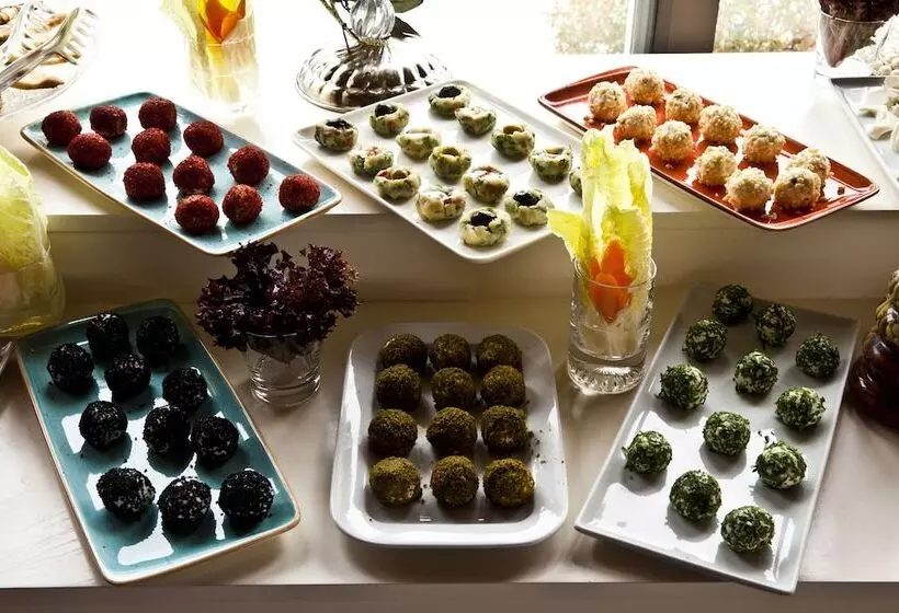 Seres Hotel Old City