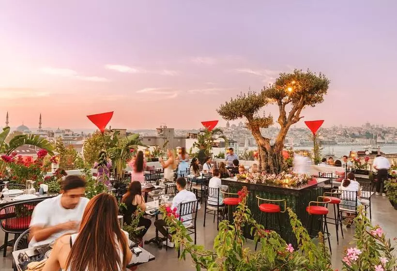 Seres Hotel Old City