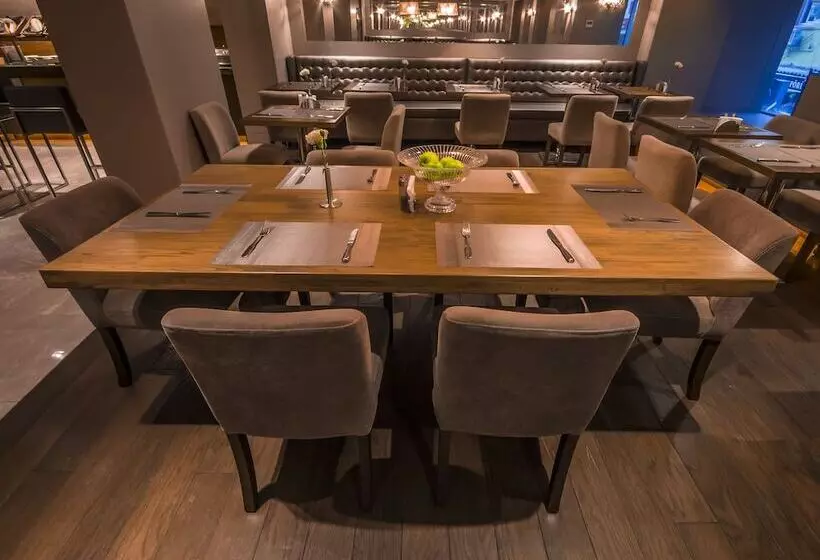 The New Hotel Zeybek