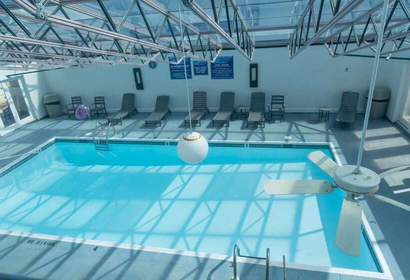 Motel Admiral On Baltimore