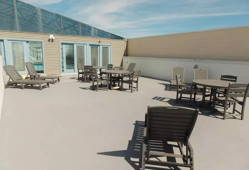 مُتل Admiral On Baltimore