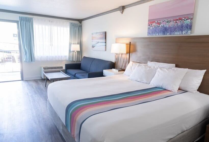 Motel Admiral On Baltimore