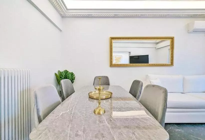 Acropolis View Dream Apartments